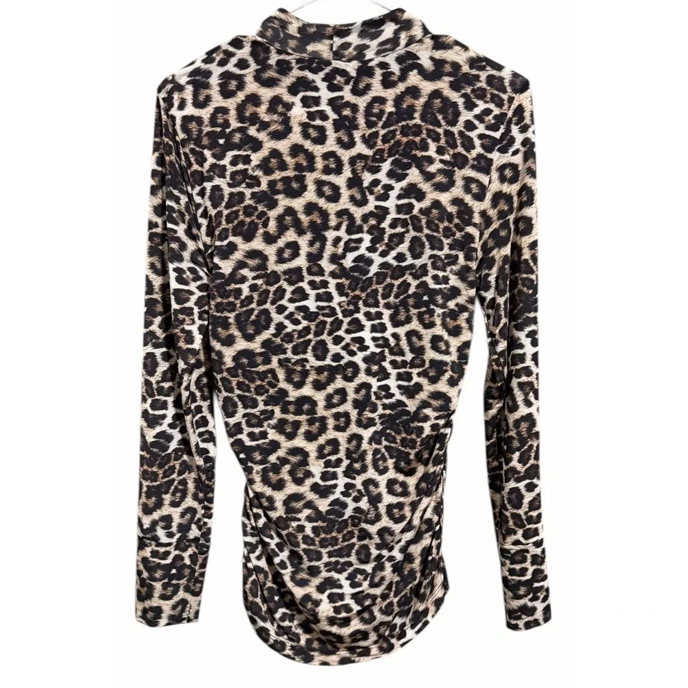 Farm Rio Mock Neck Long Sleeve Stretch Jersey Leopard Blouse Women's Size Medium